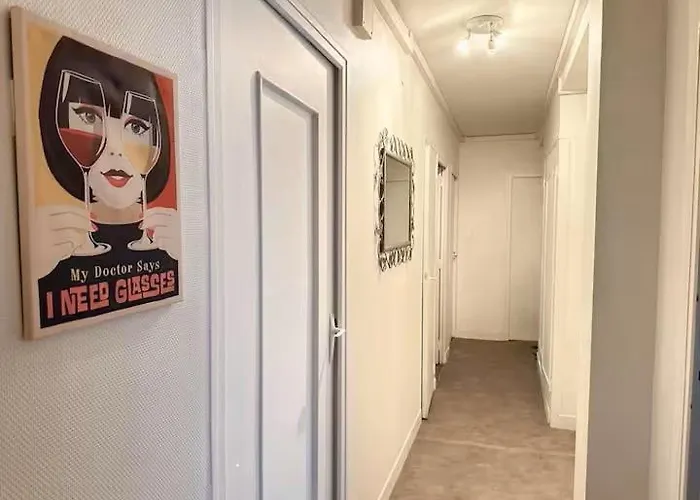 Le Logis De L'arquebuse Gare, Centre Et Cite Gastronomique ディジョン