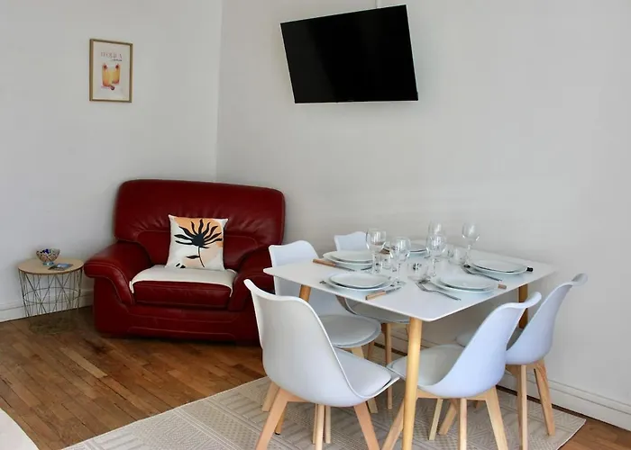 Le Logis De L'arquebuse Gare, Centre Et Cite Gastronomique