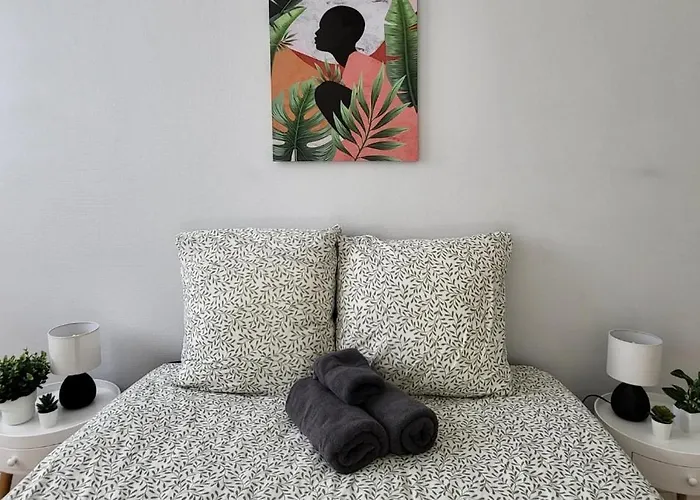 Le Logis De L'arquebuse Gare, Centre Et Cite Gastronomique アパート ディジョン