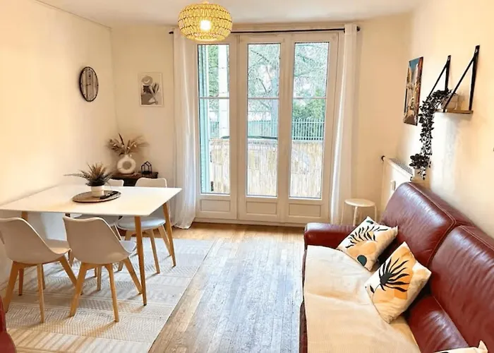 Le Logis De L'arquebuse Gare, Centre Et Cite Gastronomique * ディジョン